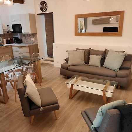 Beautiful Old Town Flat, Near The Beach Ницца Экстерьер фото