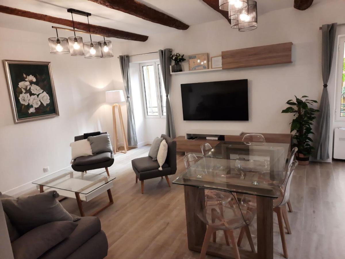 Beautiful Old Town Flat, Near The Beach Ницца Экстерьер фото